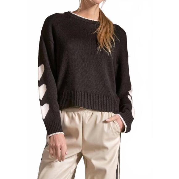 NEW ELAN hearts sweater top in black - Picture 3 of 4